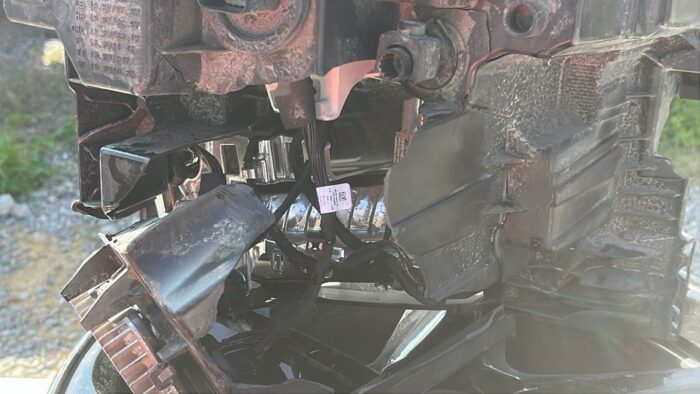 OPTICO IZQUIERDO CHEVROLET SILVERADO (23-24) - Imagen 5