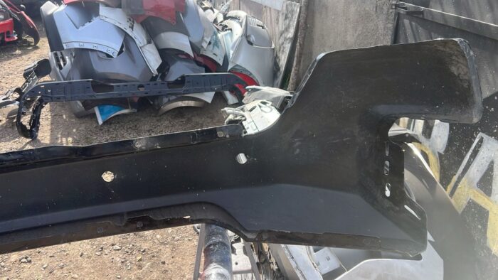 PARACHOQUE DELANTERO CHEVROLET SILVERADO (20-22) - Imagen 7