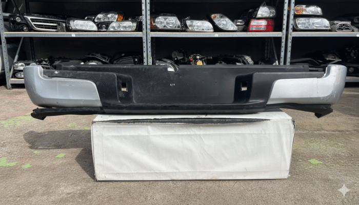 PARACHOQUE TRASERO NISSAN NAVARA (21-24)