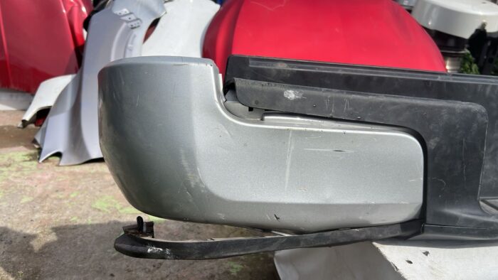 PARACHOQUE TRASERO NISSAN NAVARA (21-24) - Imagen 2