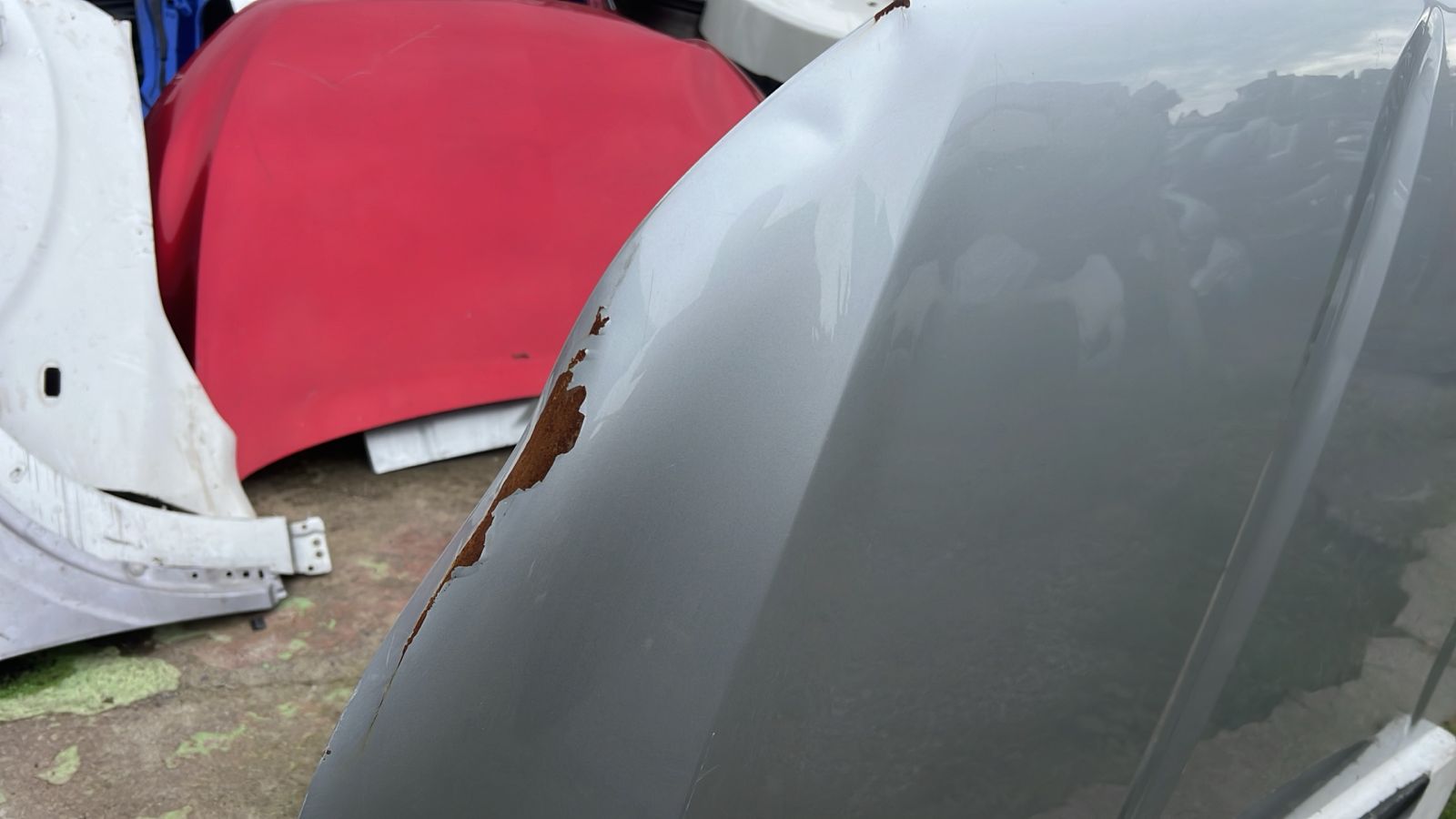 CAPOT KIA CARNIVAL (21-25) - Image 3