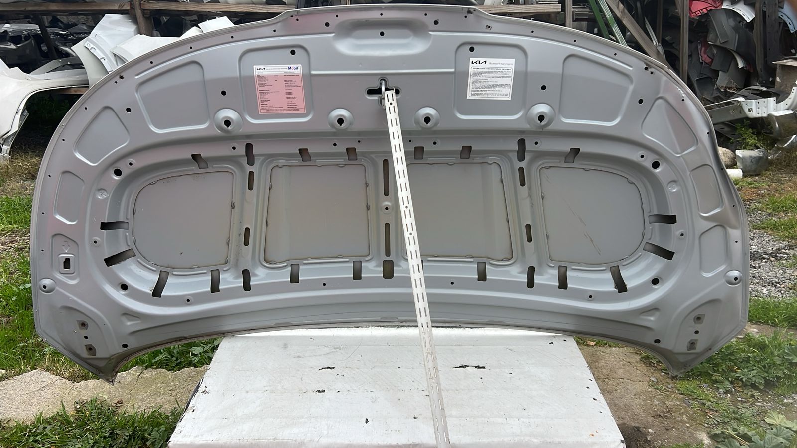 CAPOT KIA CARNIVAL (21-25) - Image 5