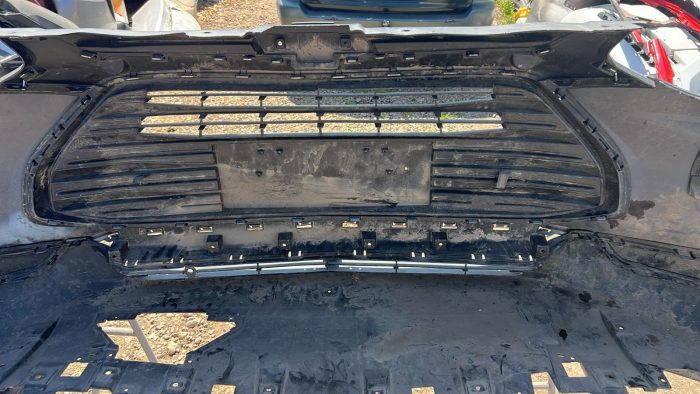 PARACHOQUE DELANTERO CHEVROLET TRACKER (21-25) - Image 7