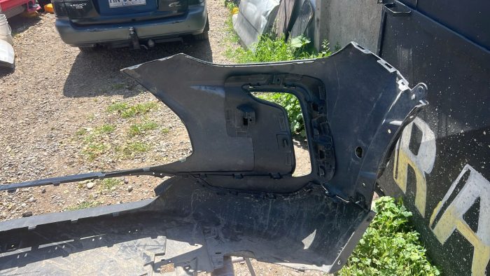 PARACHOQUE DELANTERO CHEVROLET TRACKER (21-25) - Image 8