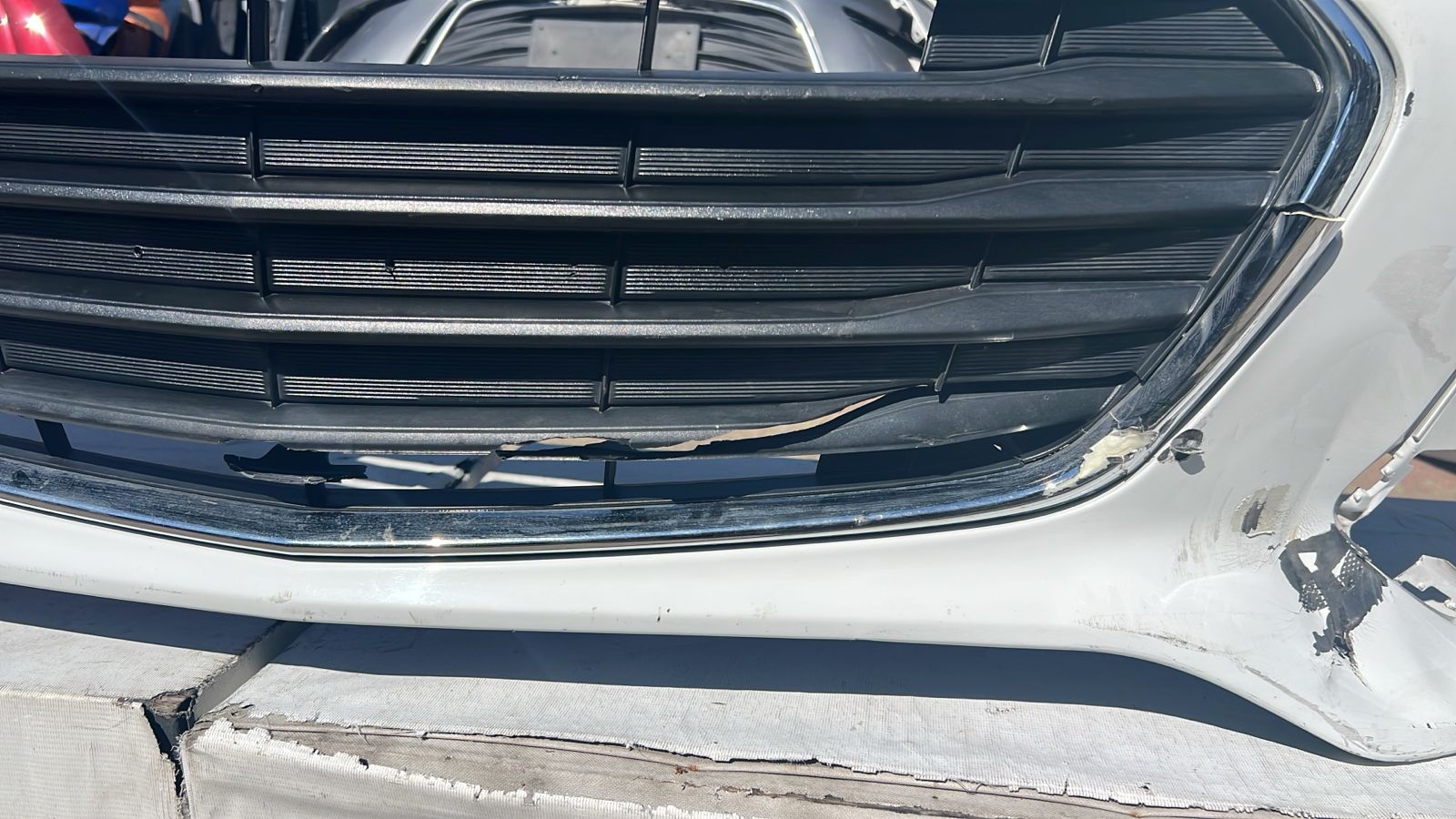 PARACHOQUE DELANTERO CHEVROLET TRACKER (17-20) - Image 3