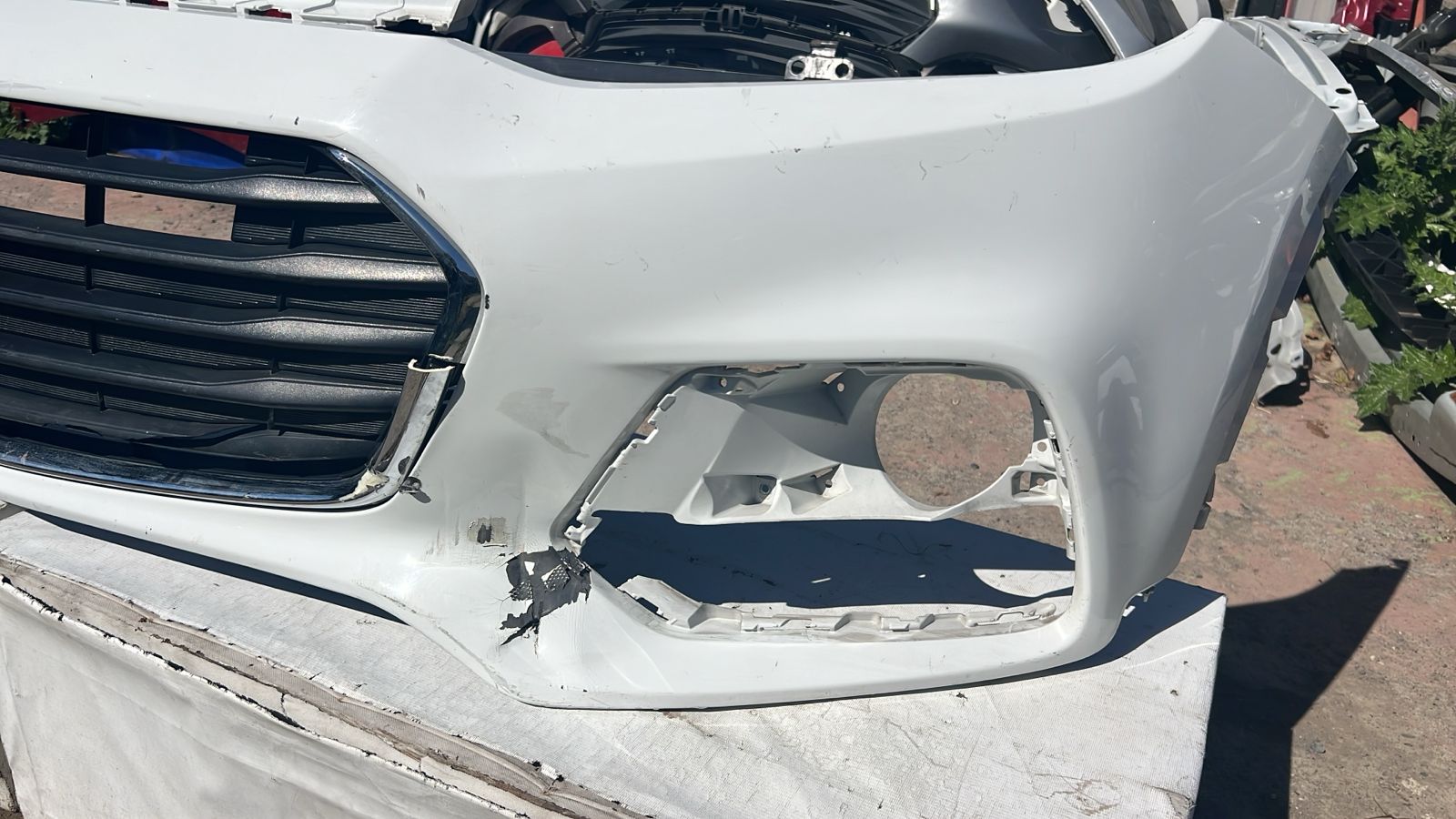 PARACHOQUE DELANTERO CHEVROLET TRACKER (17-20) - Image 7