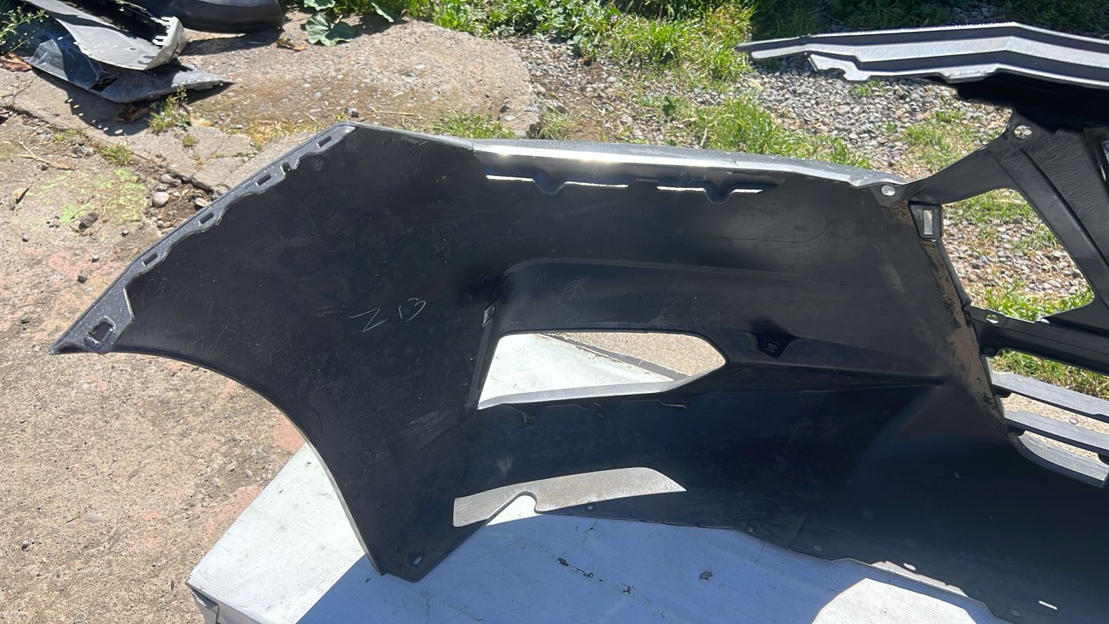 PARACHOQUE DELANTERO NISSAN VERSA (20-23) - Image 6