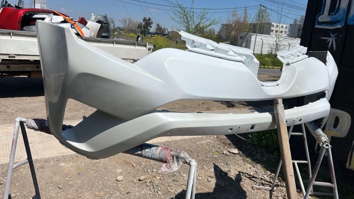 PARACHOQUE DELANTERO TOYOTA RAV4 (16-18) - Image 2