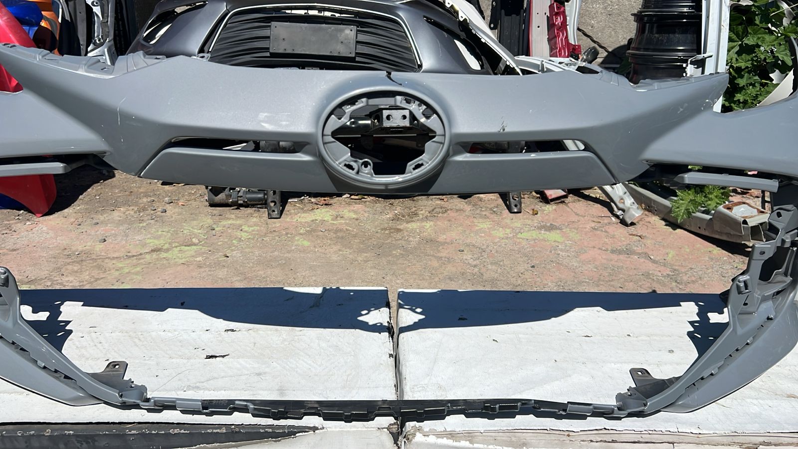 PARACHOQUE DELANTERO TOYOTA YARIS SPORT (23-25) - Image 3