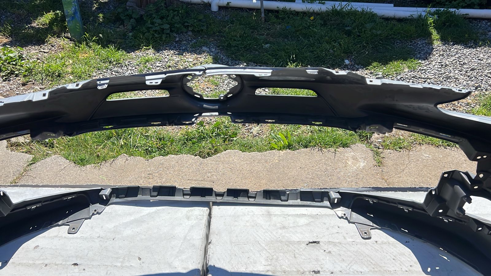 PARACHOQUE DELANTERO TOYOTA YARIS SPORT (23-25) - Image 8
