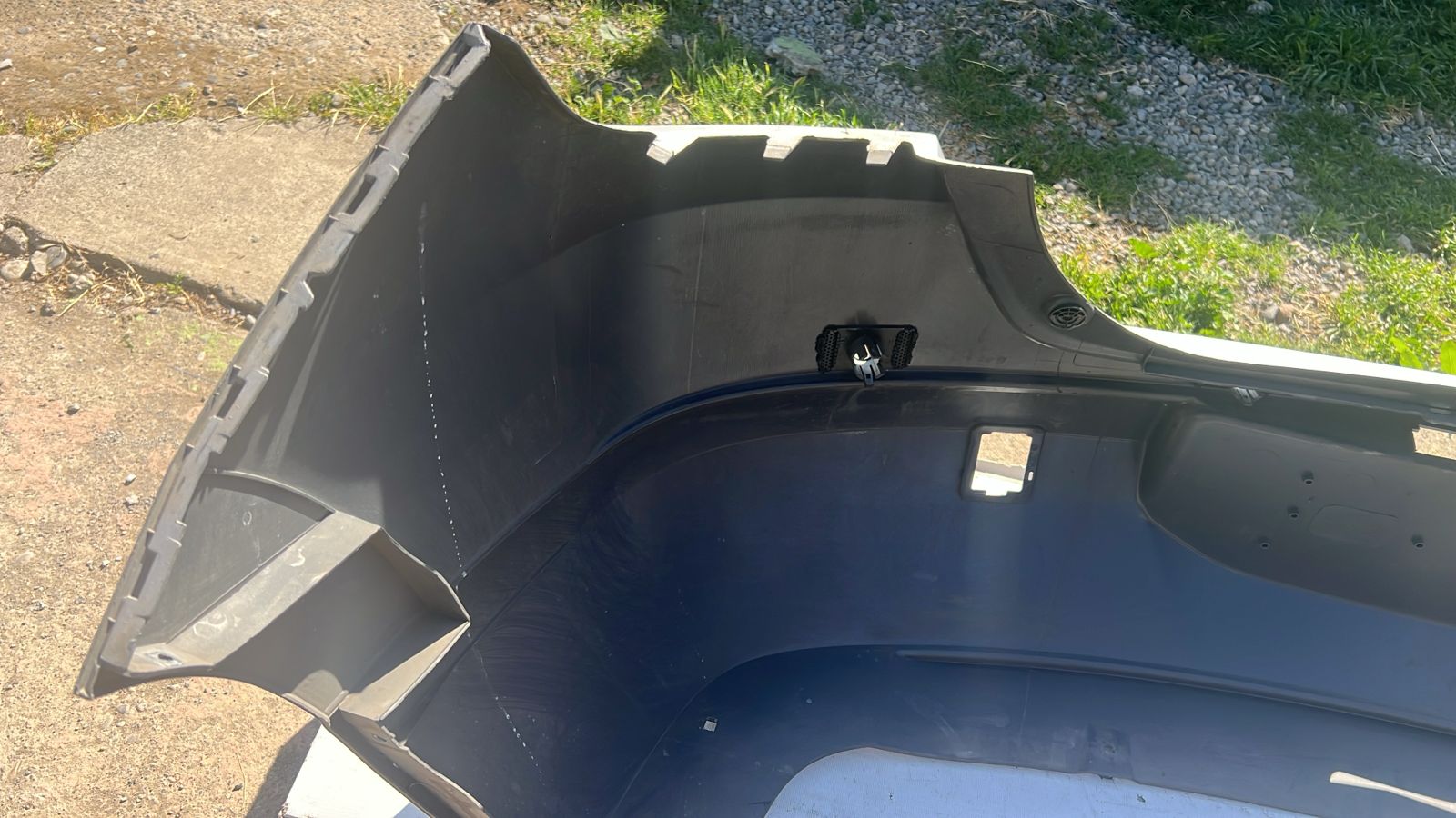 PARACHOQUE TRASERO CHEVROLET SPIN (17-18) - Image 6