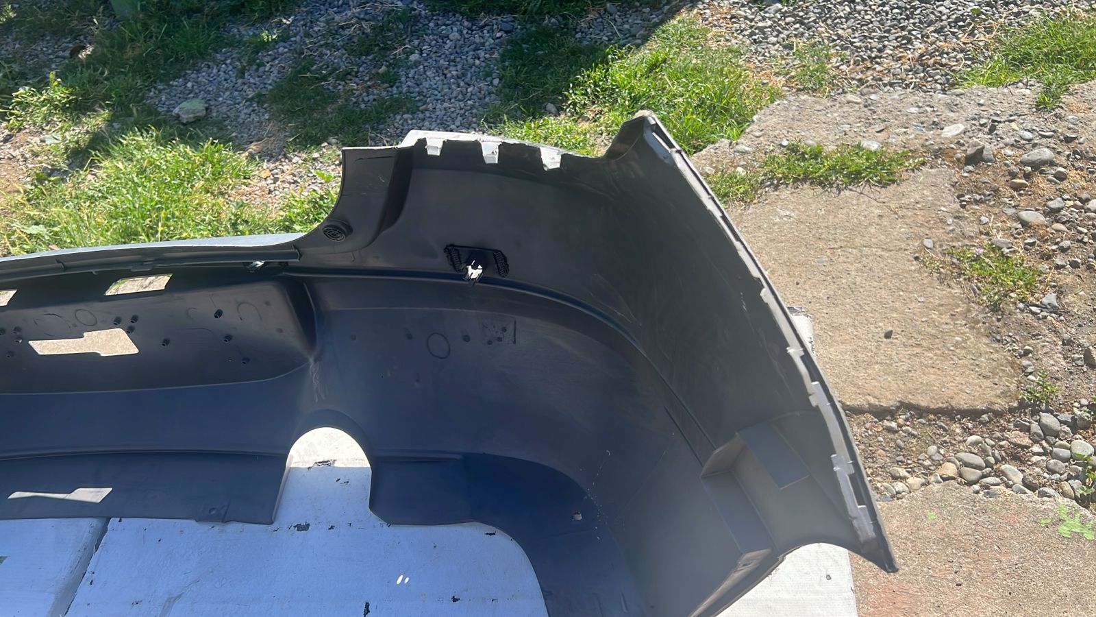 PARACHOQUE TRASERO CHEVROLET SPIN (17-18) - Image 8