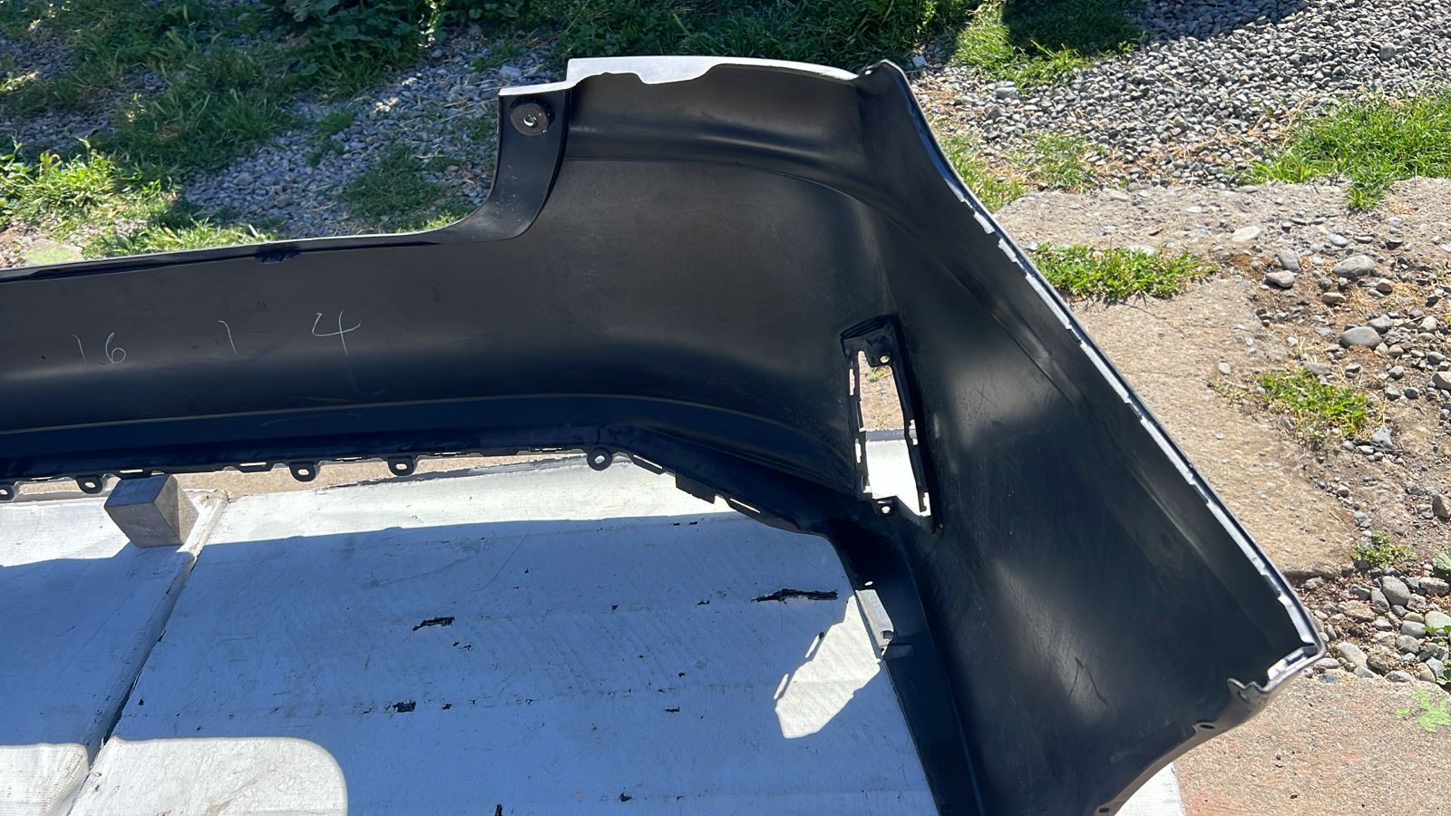PARACHOQUE TRASERO TOYOTA YARIS SEDAN (23-25) - Image 9