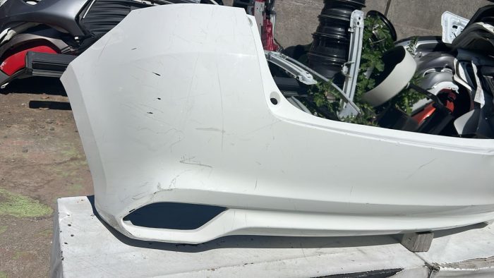 PARACHOQUE TRASERO TOYOTA YARIS SPORT (18-22) - Image 2