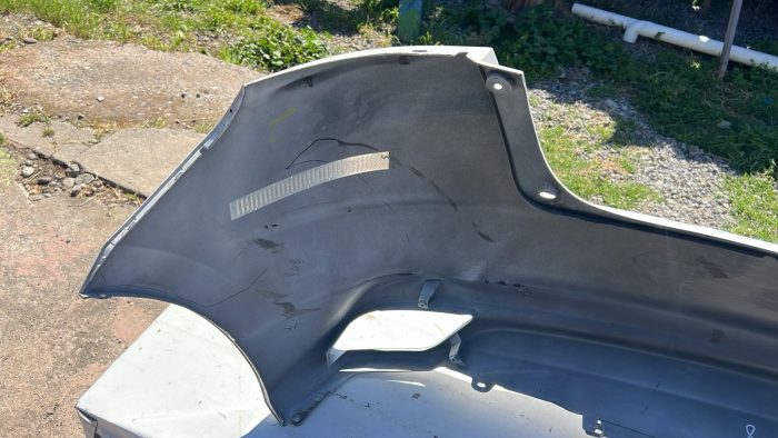 PARACHOQUE TRASERO TOYOTA YARIS SPORT (18-22) - Image 7