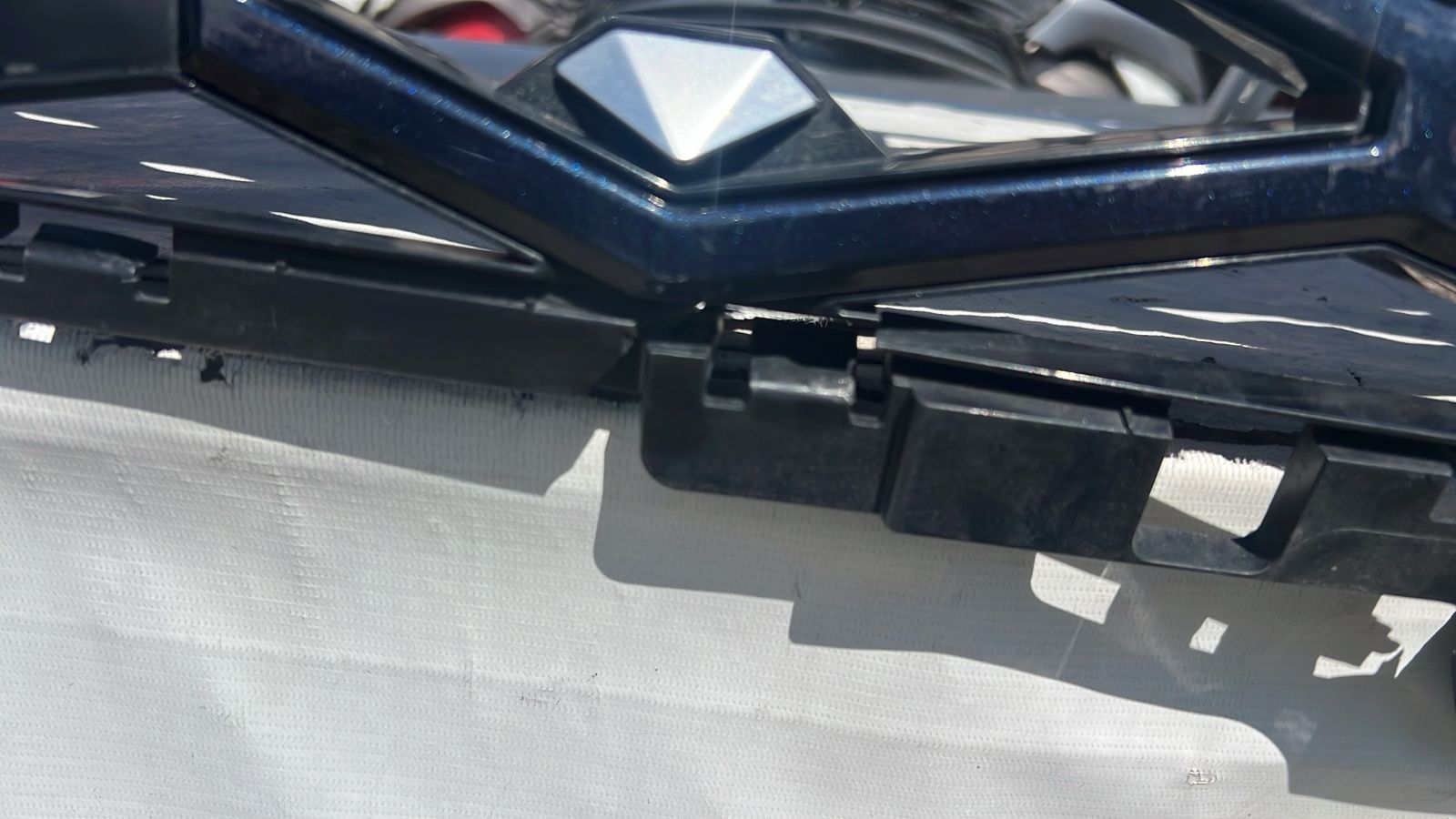 MASCARA OMODA C5 (24-25) - Imagen 5