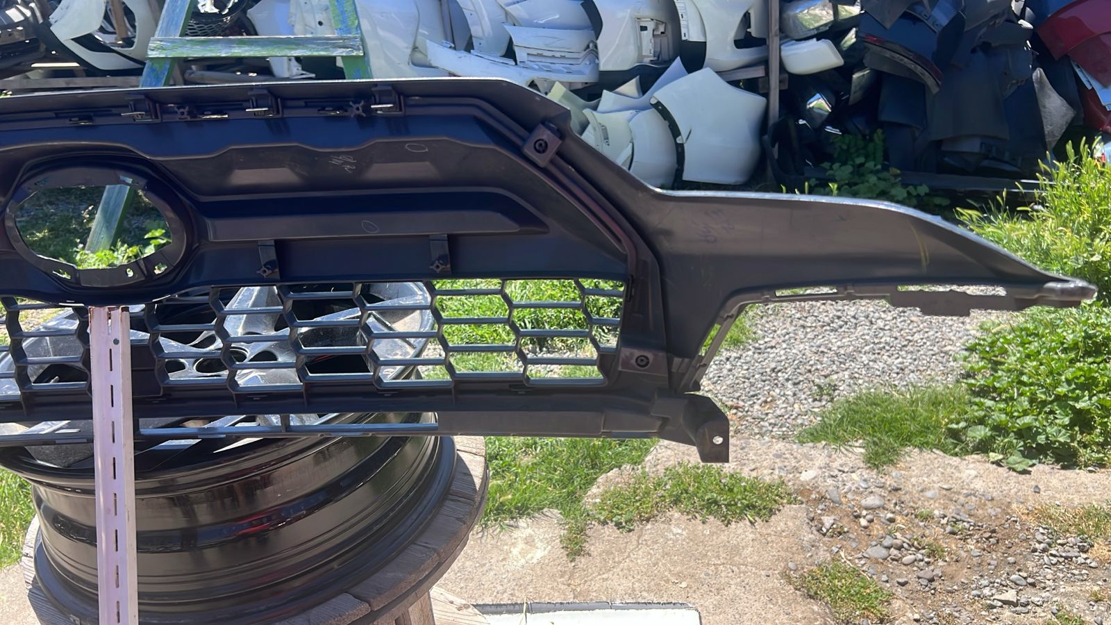 MASCARA TOYOTA COROLLA CROSS SPORT (24-26) - Image 7