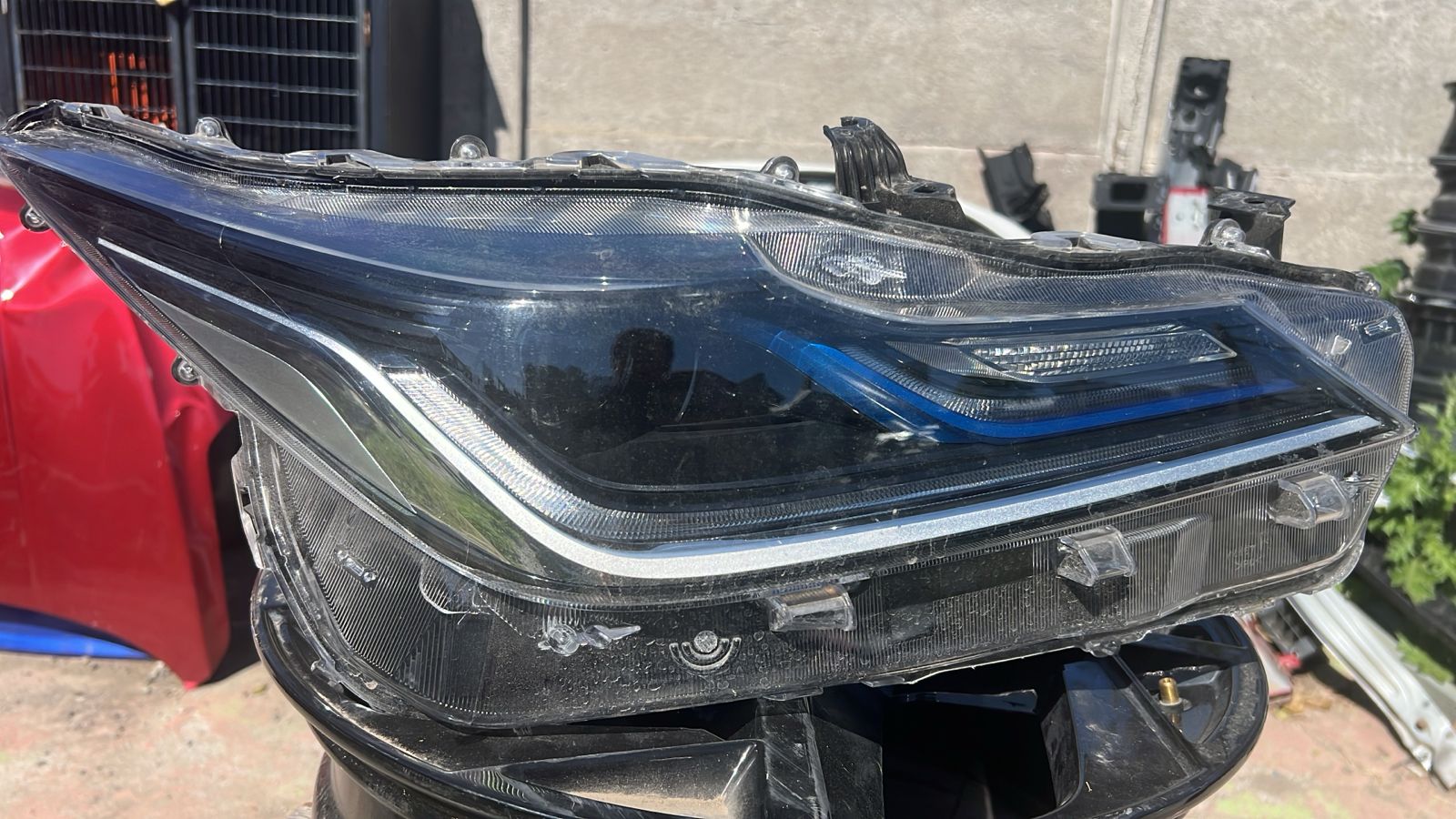 OPTICO DERECHO TOYOTA COROLLA (22-25) - Image 3