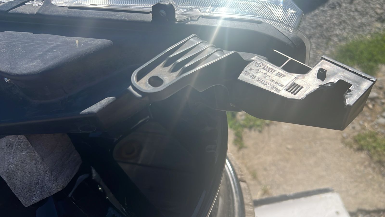 OPTICO IZQUIERDO TOYOTA COROLLA CROSS (25-26) - Image 6