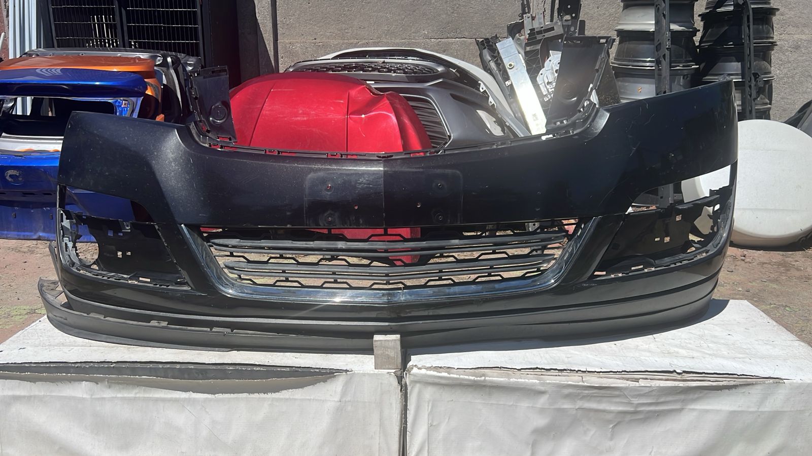 PARACHOQUE DELANTERO CHEVROLET TRAVERSE (13-17)