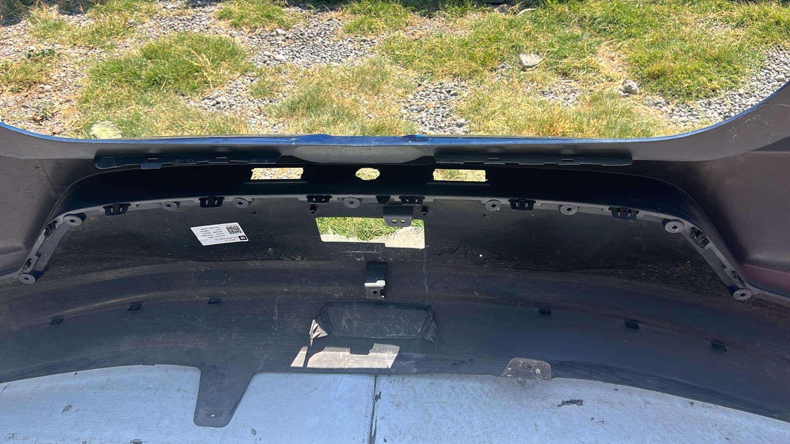 PARACHOQUE TRASERO CHEVROLET ONIX RS (20-24) - Imagen 7