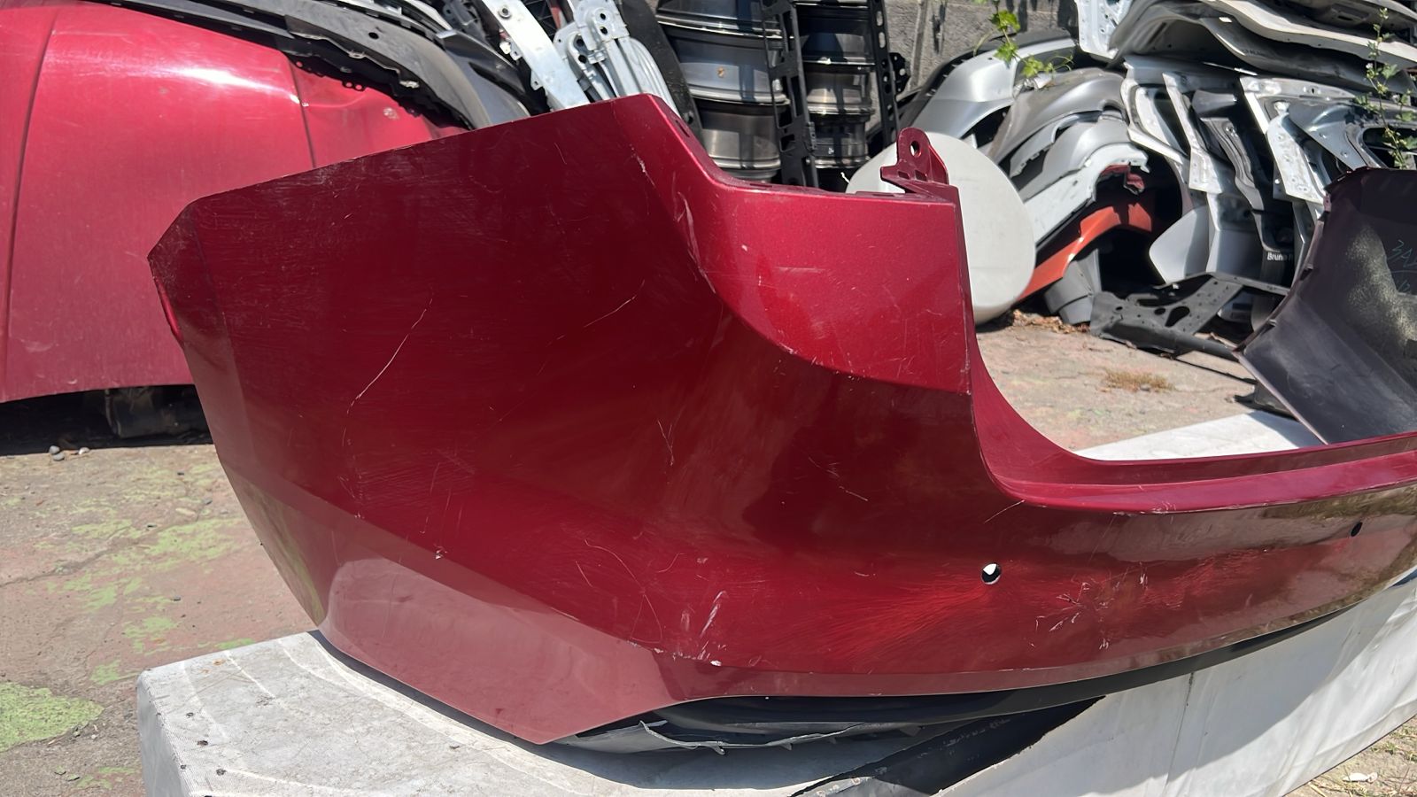 PARACHOQUE TRASERO CHEVROLET SAIL (23-25) - Imagen 2