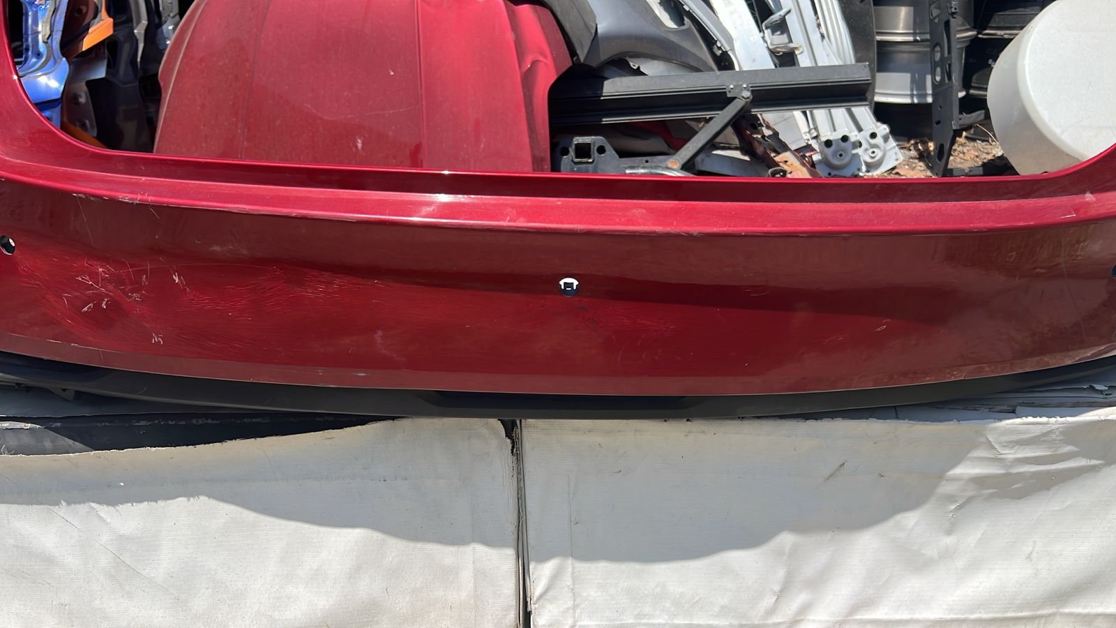 PARACHOQUE TRASERO CHEVROLET SAIL (23-25) - Imagen 4