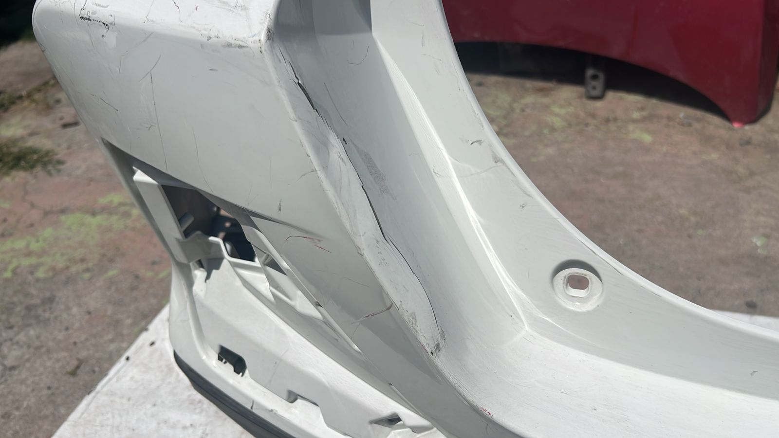 PARACHOQUE TRASERO TOYOTA RAIZE (22-24) - Imagen 5