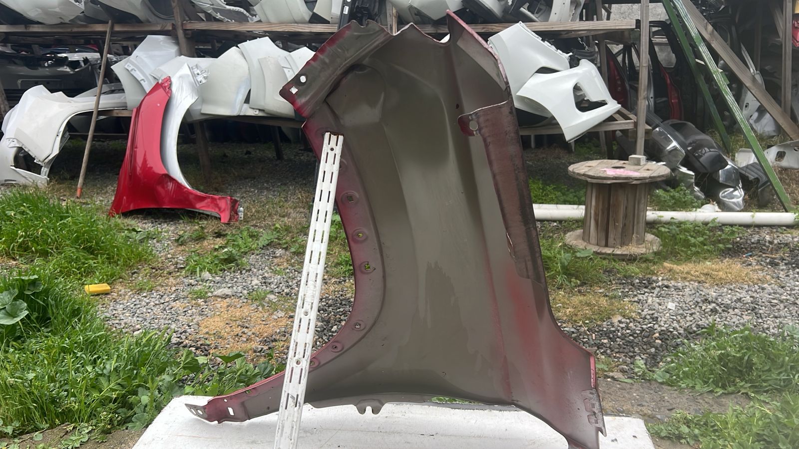 TAPABARRO DERECHO CHEVROLET GROOVE (20-24) - Imagen 6