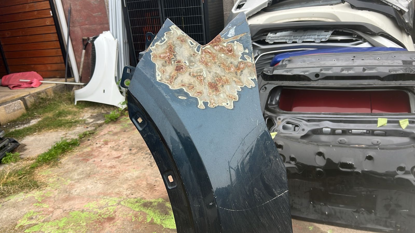 TAPABARRO IZQUIERDO KIA SPORTAGE (22-25) - Imagen 2