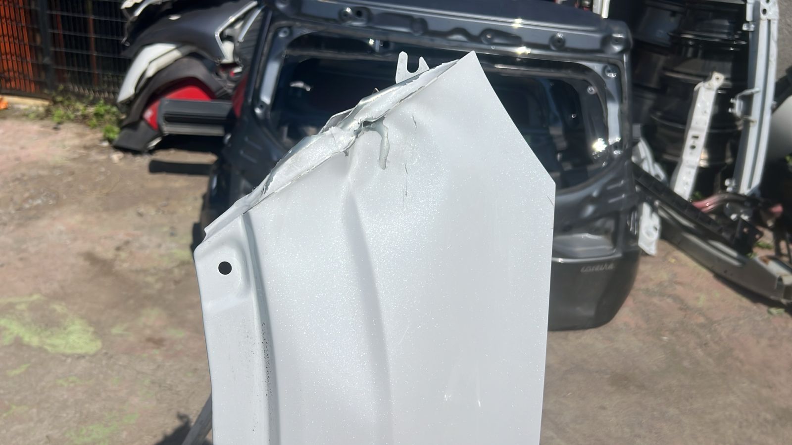 TAPABARRO IZQUIERDO OMODA C5 E5 (24-25) - Imagen 2