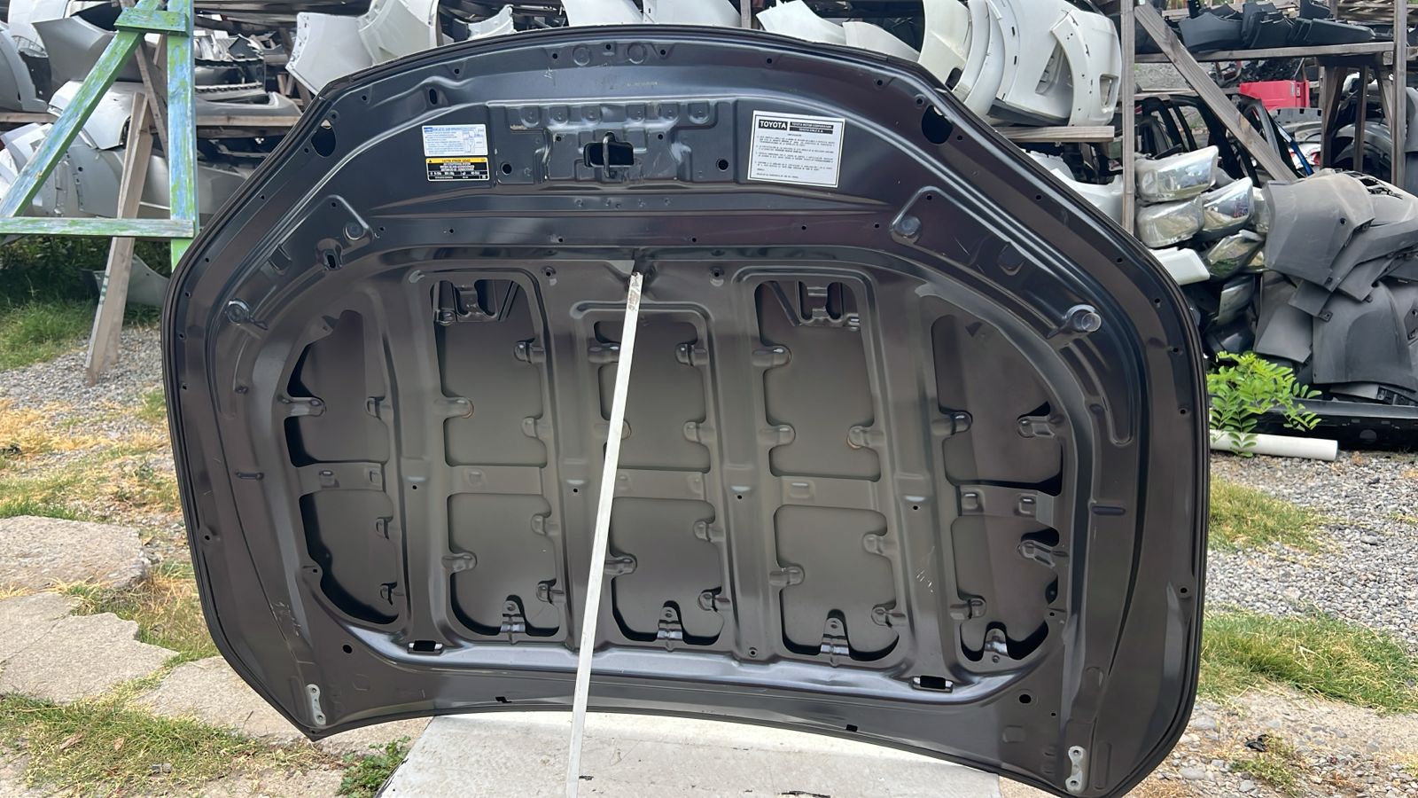 CAPOT TOYOTA HILUX (17-22) - Imagen 6