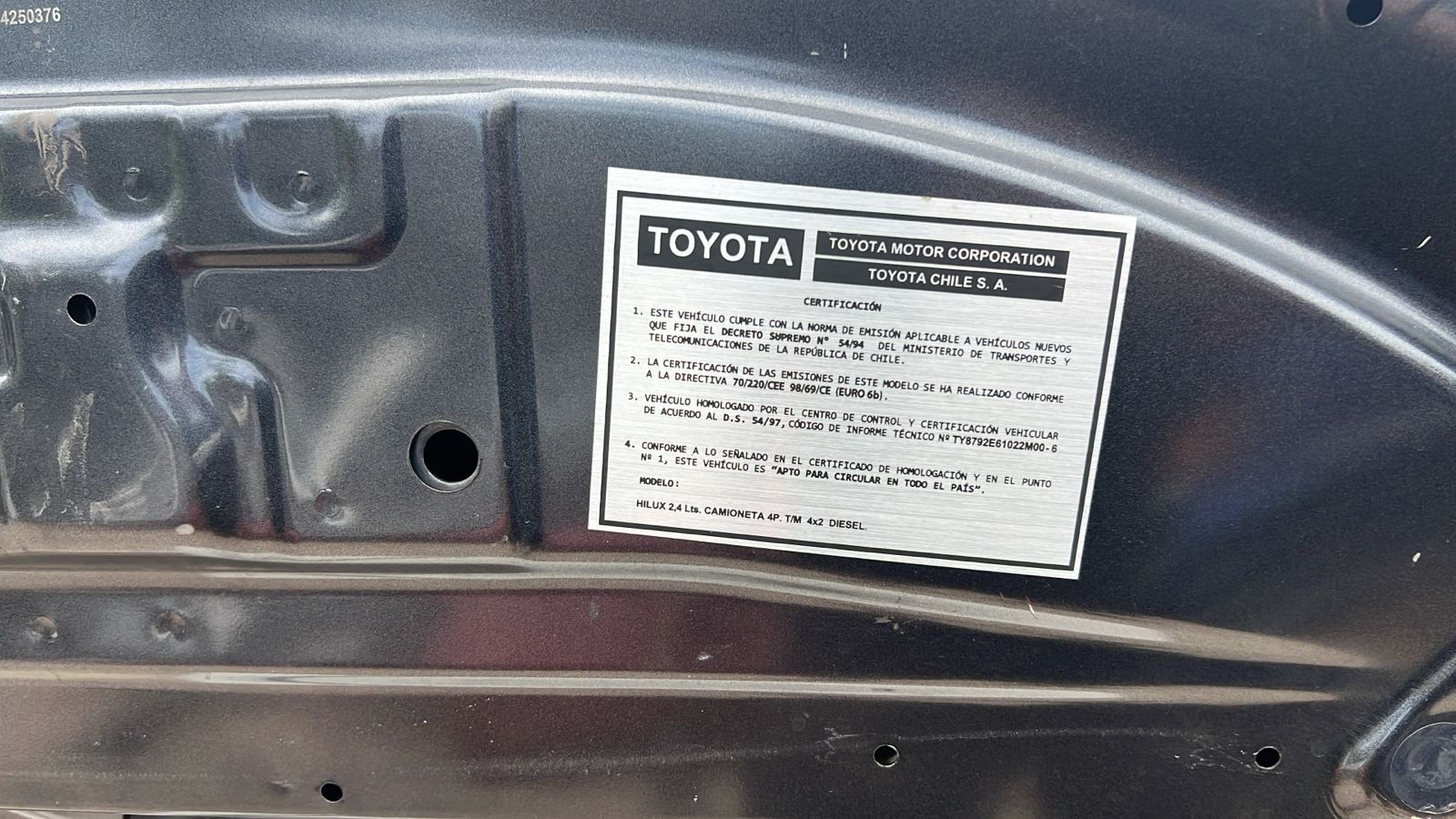 CAPOT TOYOTA HILUX (17-22) - Imagen 7