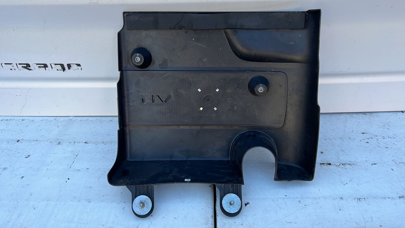 TAPA MOTOR NISSAN PATHFINDER (15-18) - Image 3