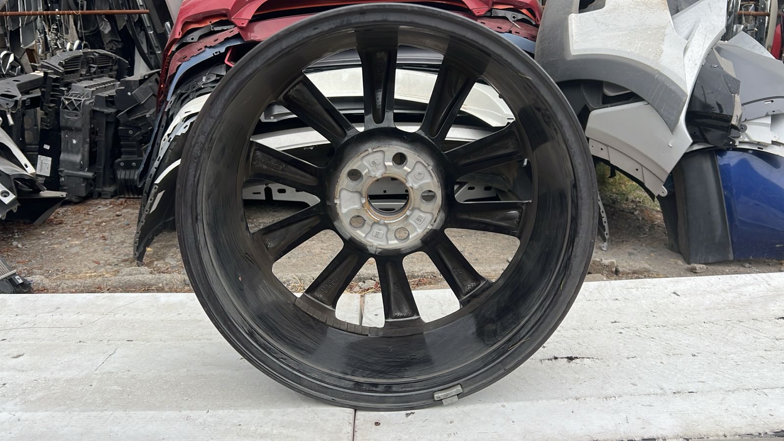 LLANTA TOYOTA COROLLA CROSS (22-24) - Imagen 2