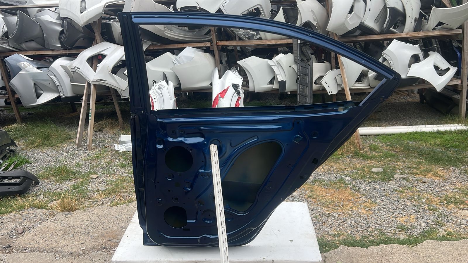 PUERTA TRASERA DERECHA CHEVROLET SAIL (16-22) - Imagen 5