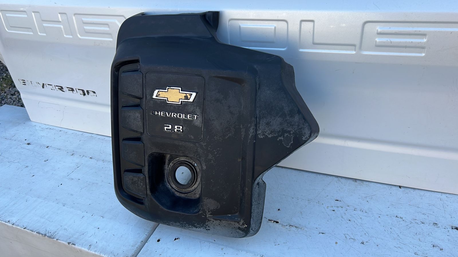 TAPA MOTOR CHEVROLET COLORADO TRAILBLAZER (18-23) - Imagen 3