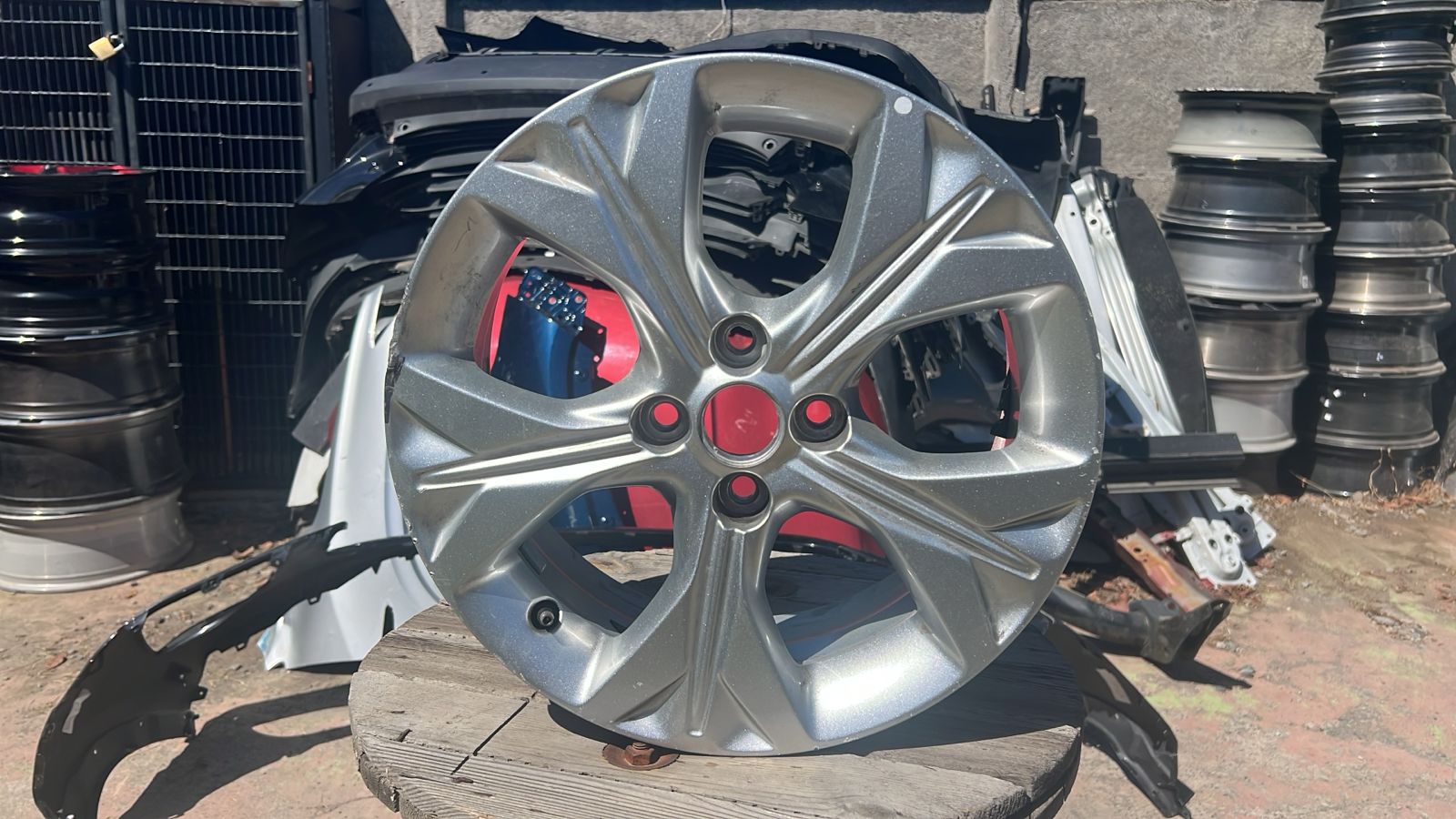 LLANTA CHEVROLET ONIX SEDAN (20-24)