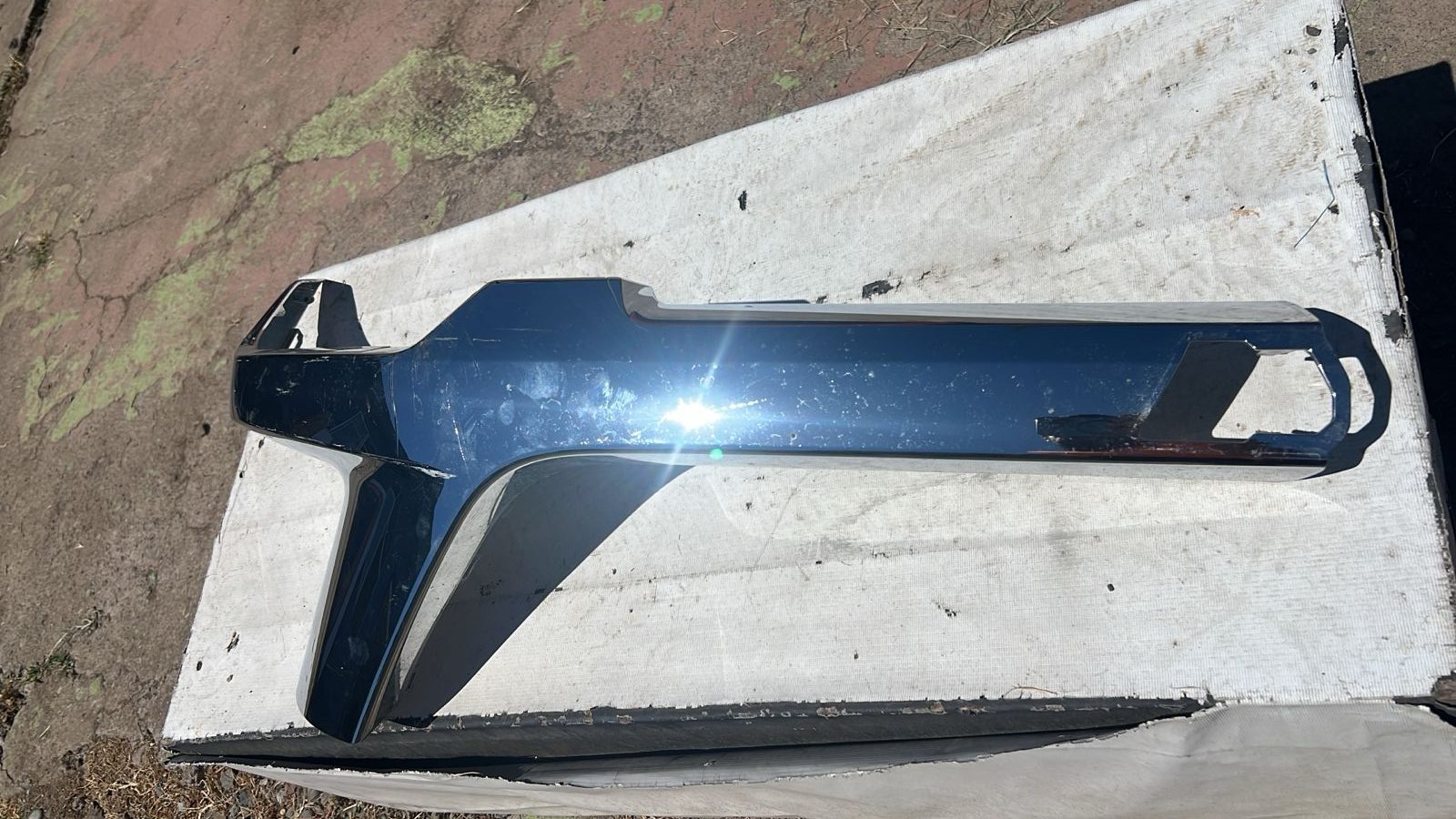 BISEL DERECHO MASCARA CHEVROLET COLORADO (24-26)