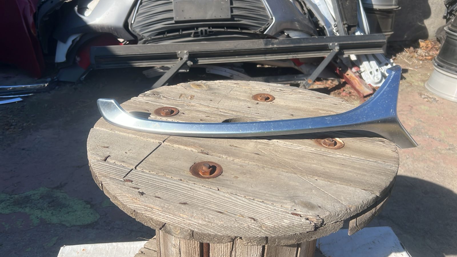 MOLDURA DERECHA MASCARA CHEVROLET GROOVE (21-23)