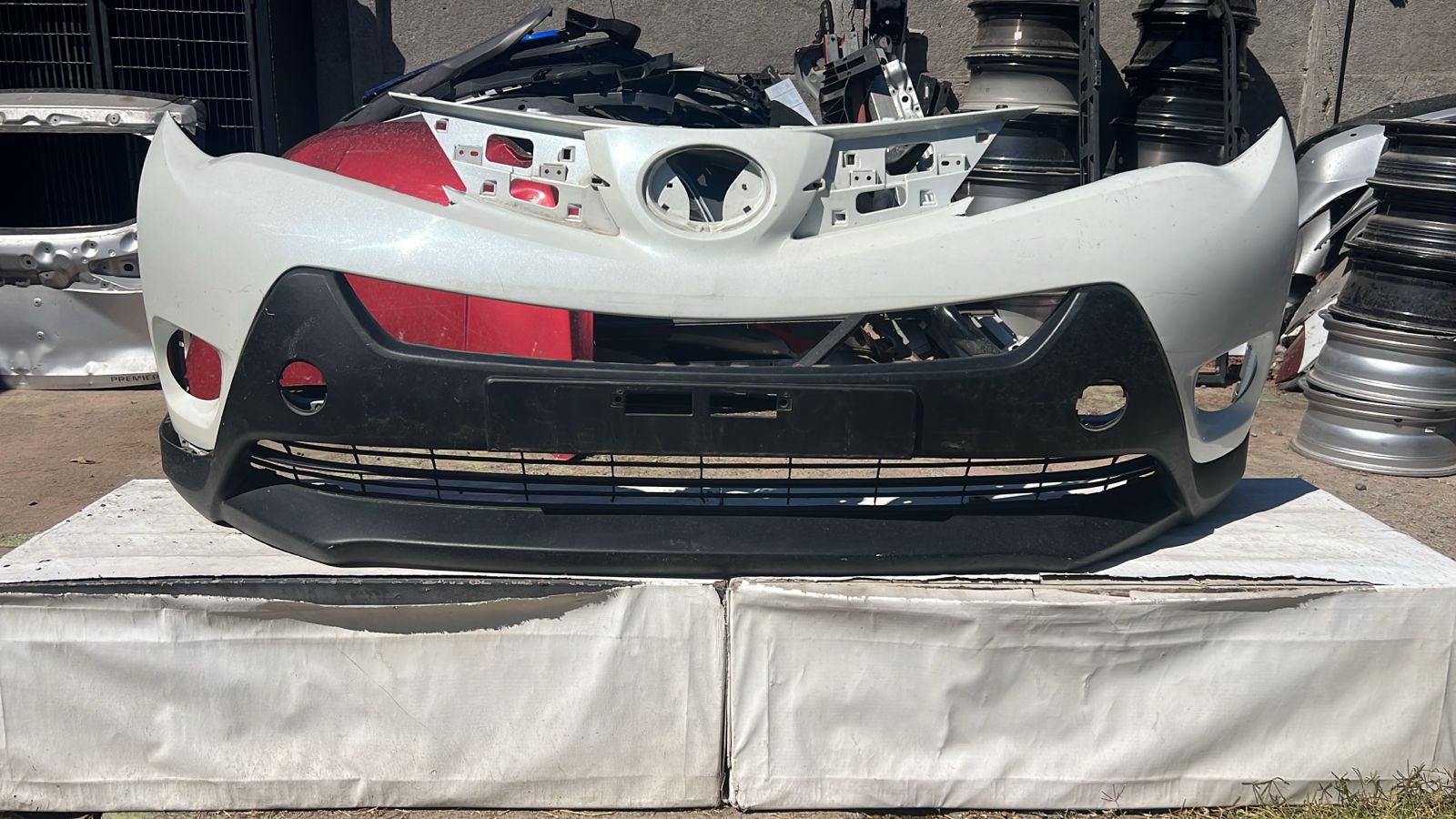 PARACHOQUE DELANTERO TOYOTA RAV4 (13-15)