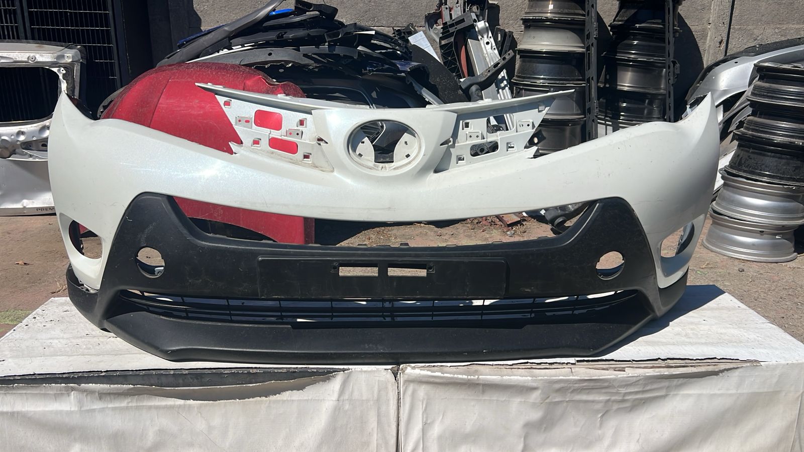 Parachoque Delantero Toyota Rav4 (13-15) - Imagen 2