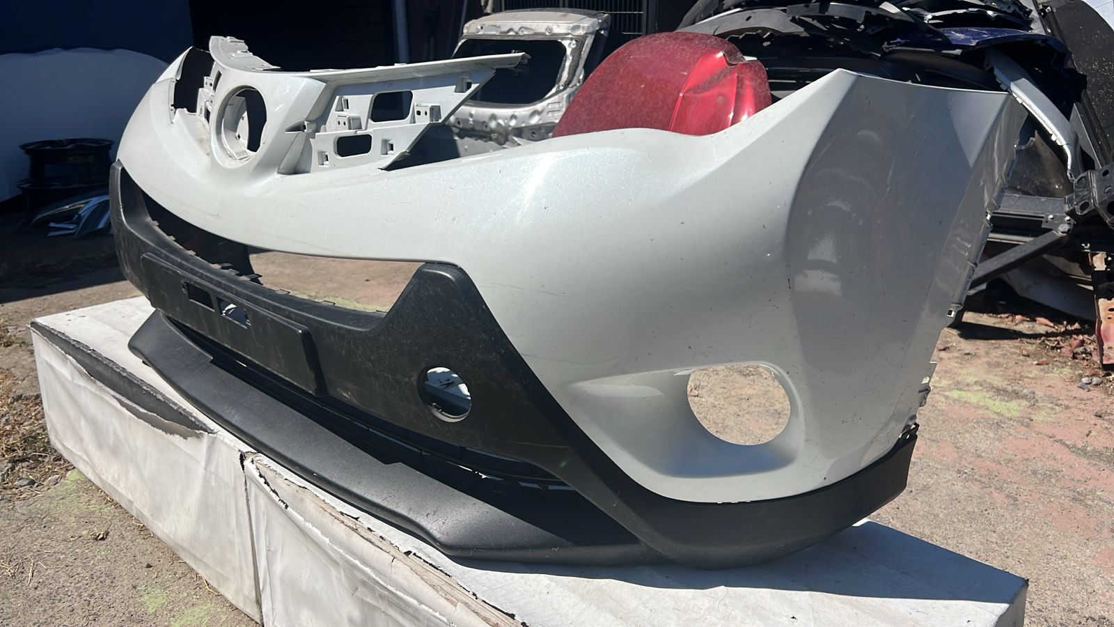 Parachoque Delantero Toyota Rav4 (13-15) - Imagen 5