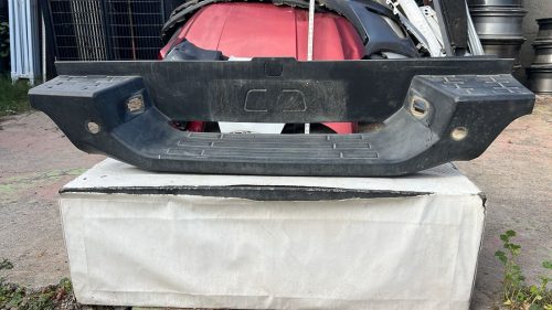 PARACHOQUE TRASERO CHEVROLET COLORADO (18-23)