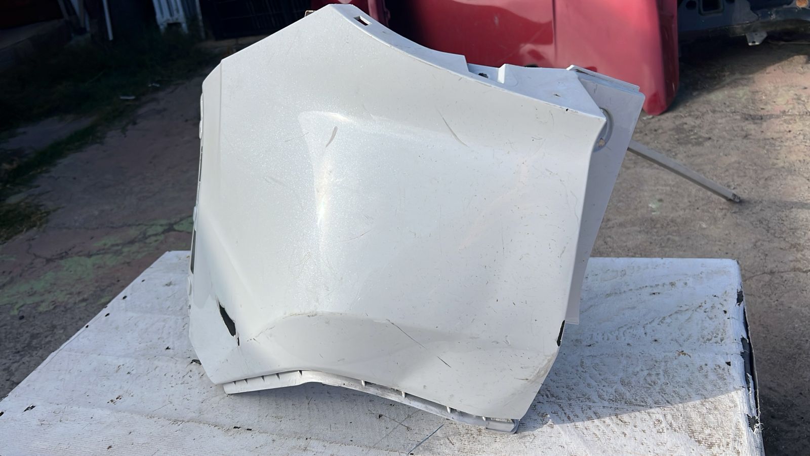 Moldura Izquierda Parachoque Trasero Omoda C5 (24-26) - Imagen 3