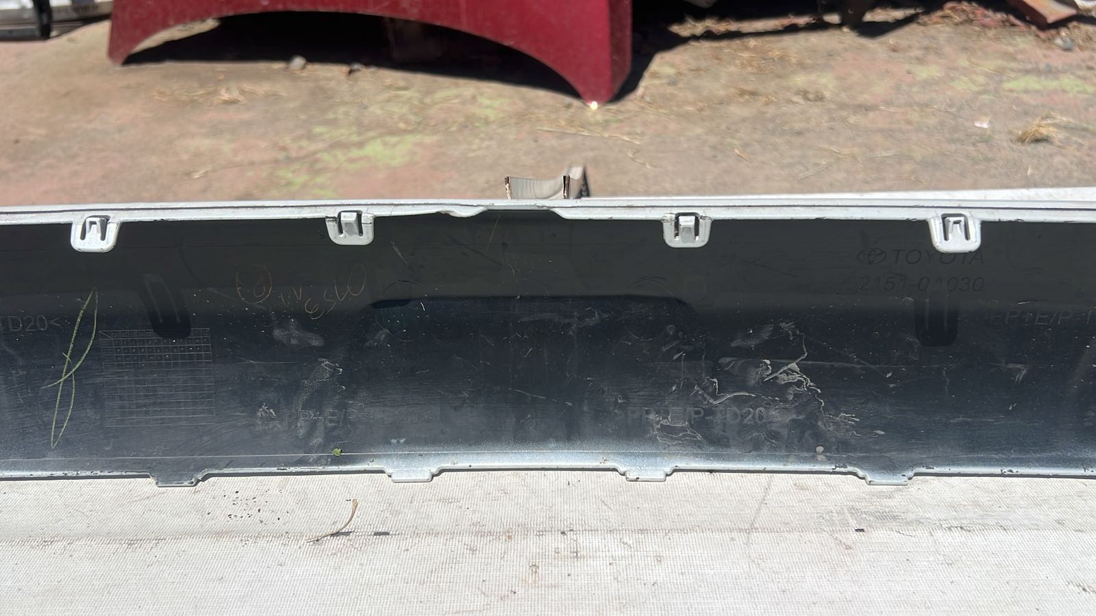 Moldura Parachoque Trasero Toyota Corolla Cross (22-25) - Imagen 7